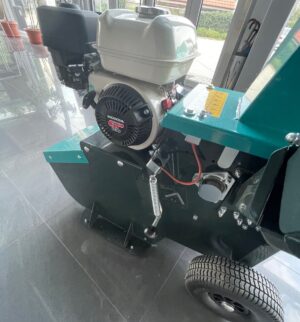 Alternative view of Drvič záhradného odpadu Terra Cut 4000 - DEMO